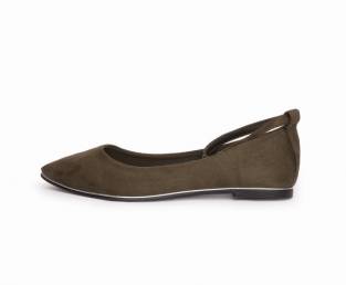 BALLERINAS, OLIVE