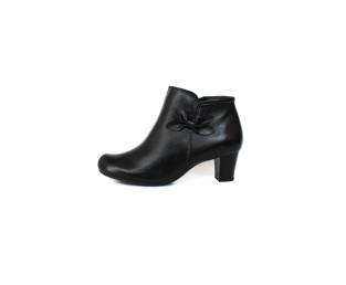 Borovo ankle boots, black, heeled