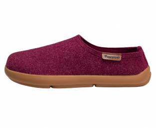 Women's slippers, Purplish red