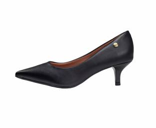 Ženska salonka, Crna