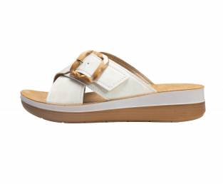 Women's slippers, White